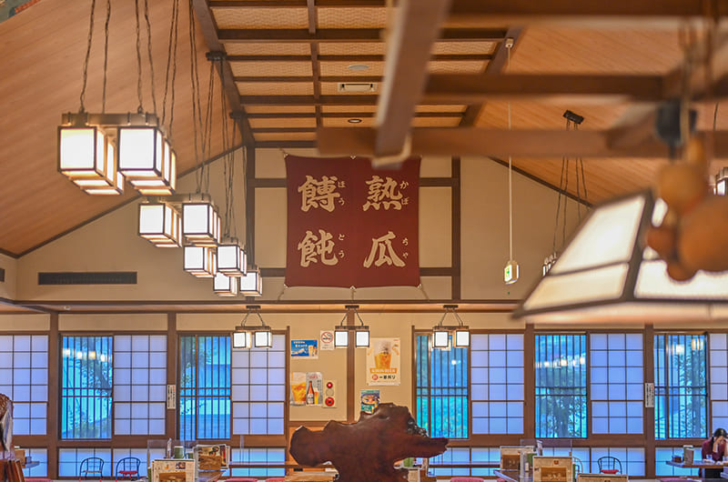 甲州ほうとう小作 河口湖店　店内