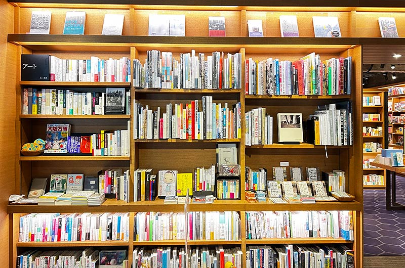 京都岡崎 蔦屋書店　店内