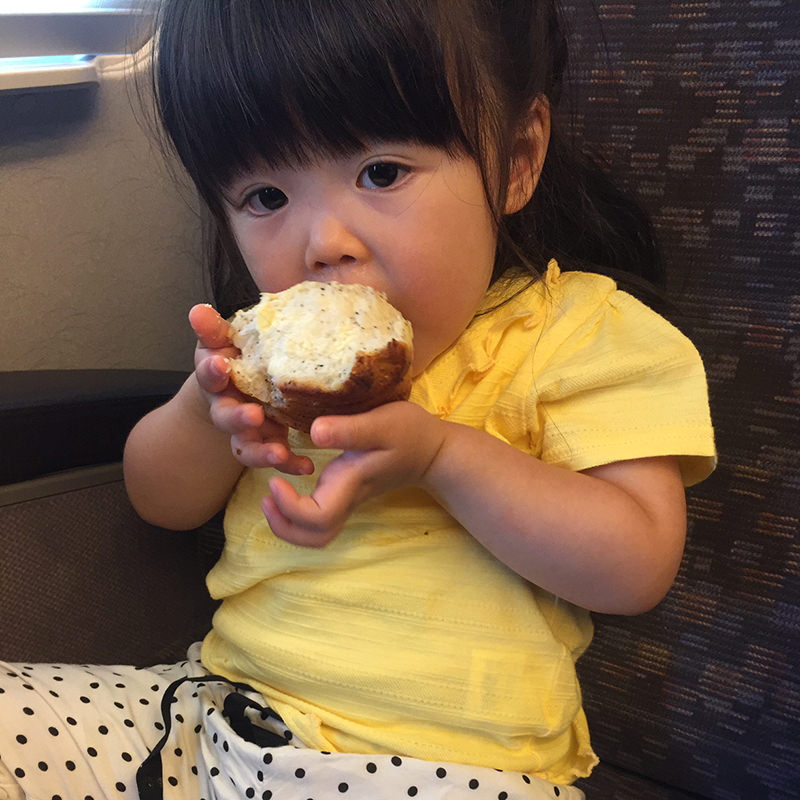 「パンを食べ放題」にした時の様子