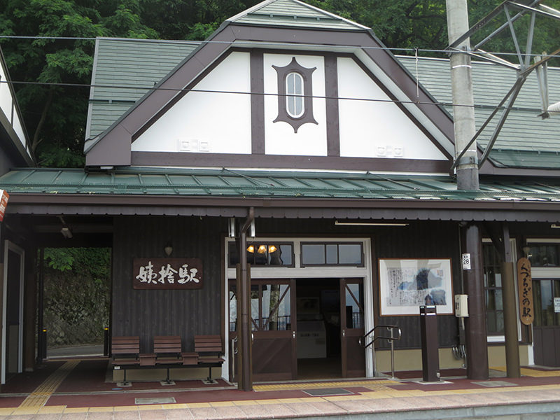 姨捨駅の外観