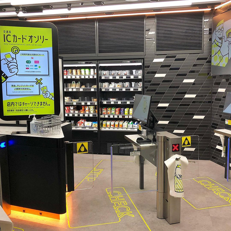 「TOUCH TO GO」の店舗入口