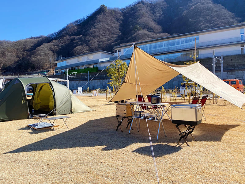 キャンプ場（写真提供：川原湯温泉駅キャンプ場）