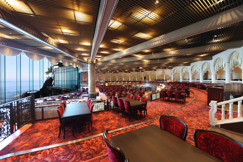 ホテルニューアカオの「メインダイニング錦」（写真提供：ホテルニューアカオ）。