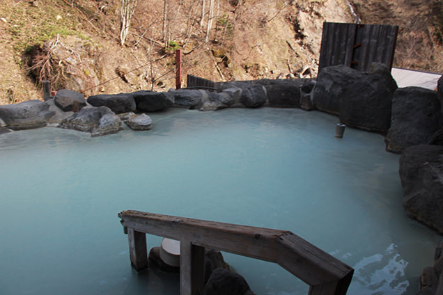 奥鬼怒温泉ホテル 加仁湯 露天風呂