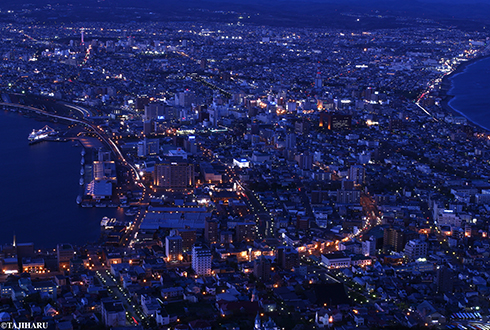函館女子ひとり旅。フォトジェニックな夜景、修道院、海鮮丼を満喫！のイメージ