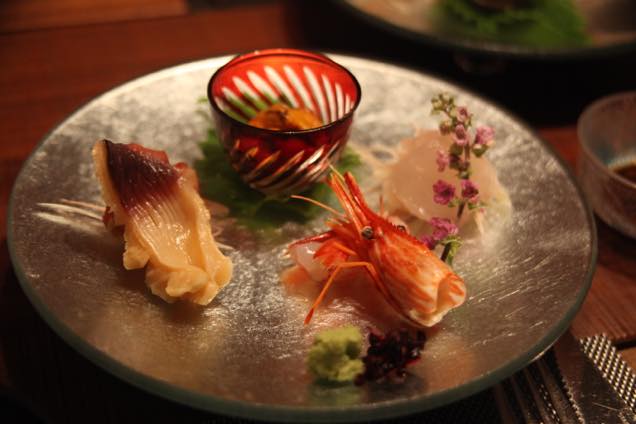 群来のお食事