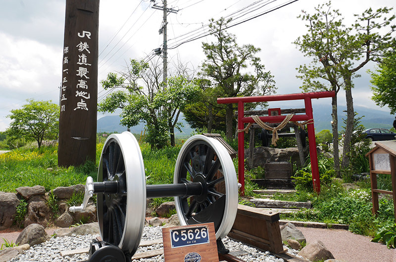 「鉄道最高地点神社」⁉列車好きにはたまらない、信州ローカル線の旅
