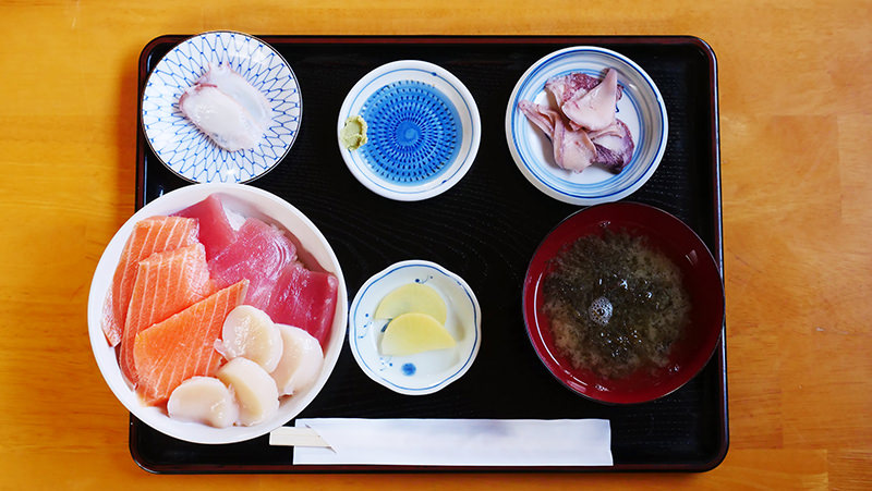 海鮮丼