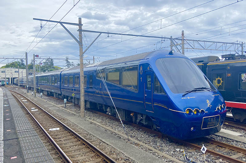 「THE ROYAL EXPRESS」の外観