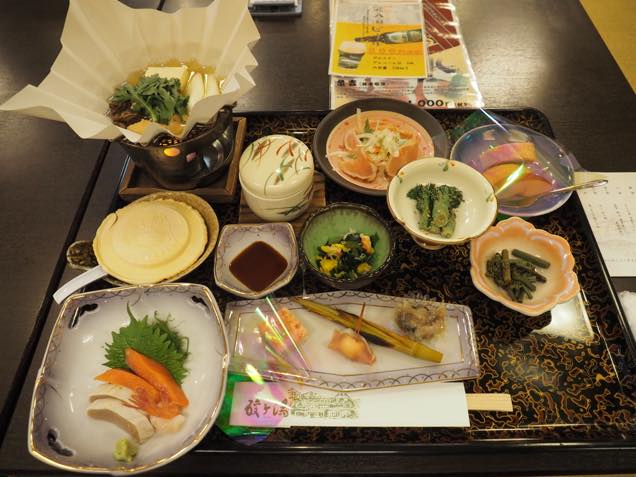 夕食