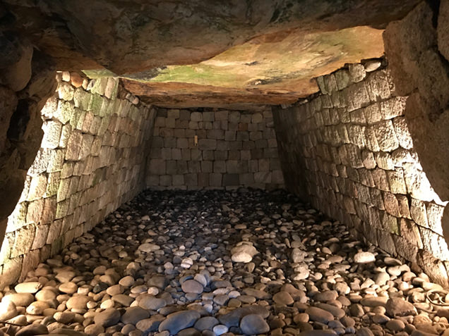 観音山古墳 石室