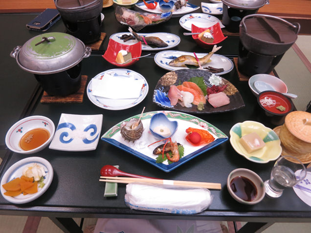横谷温泉旅館の夕食
