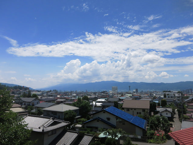 毒沢鉱泉神乃湯に向かう途中の景色