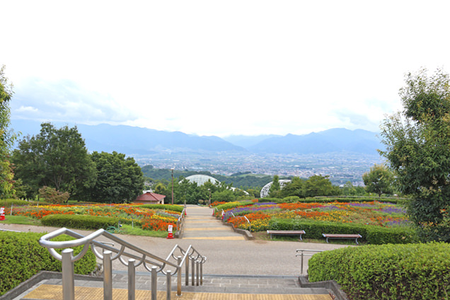 笛吹川フルーツ公園