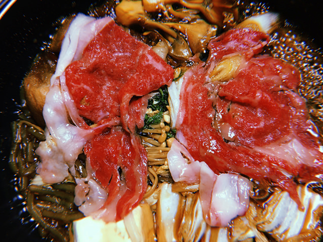 松金屋アネックス　夕食　蔵王牛のすき焼き