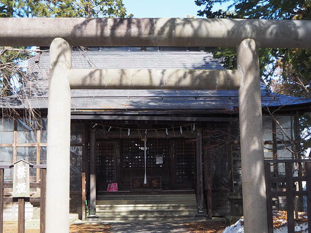 上杉神社鳥居