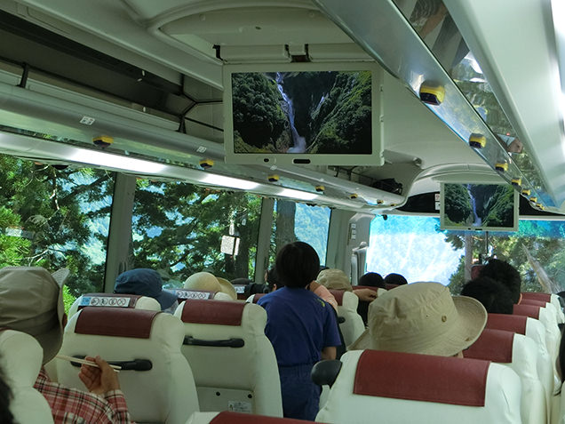 立山高原バス　車内