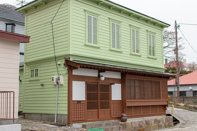 西部地区の建物