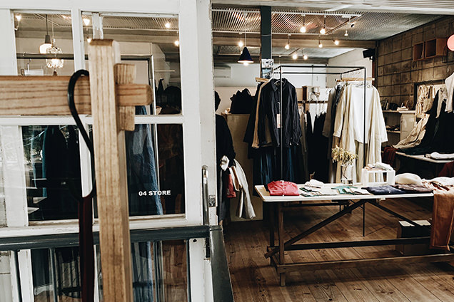 04 STORE