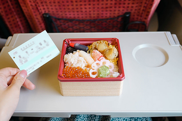かにいくら焼ホタテ弁当