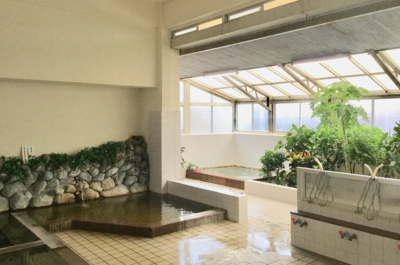 国母温泉