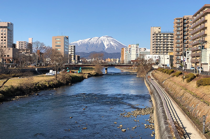 岩手山