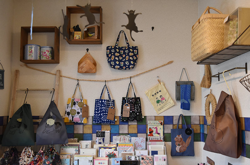 ペチカ 店内