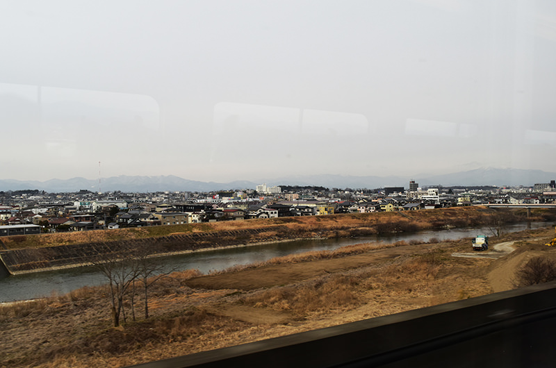 福島駅と白石蔵王駅間の車窓