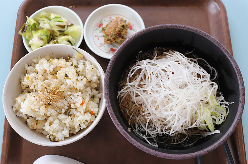 せんどそばと鳴沢菜ご飯セット