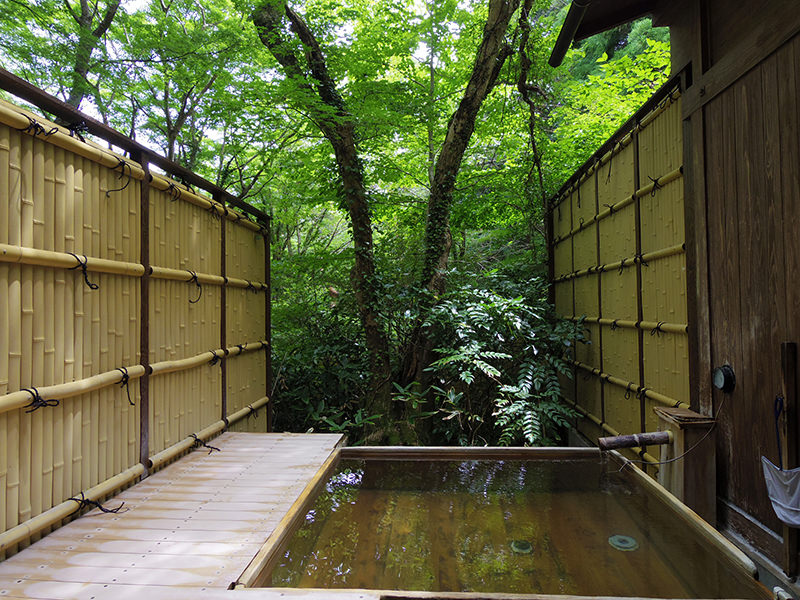 箱根小涌谷温泉 水の音