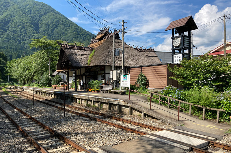 湯野上温泉駅