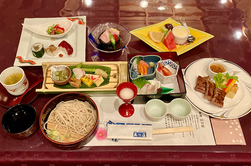 夕食