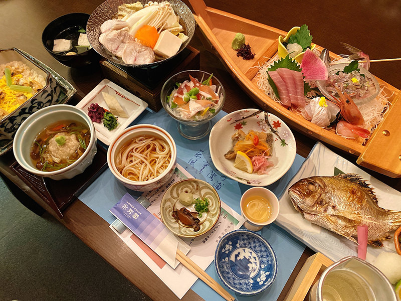 夕食