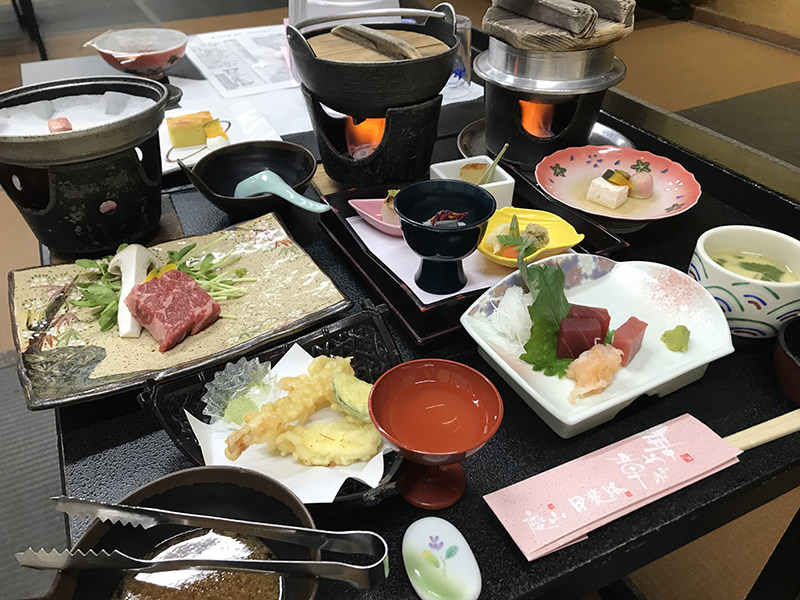 夕食