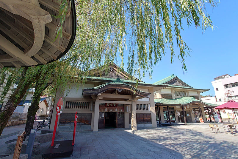 山中座広場