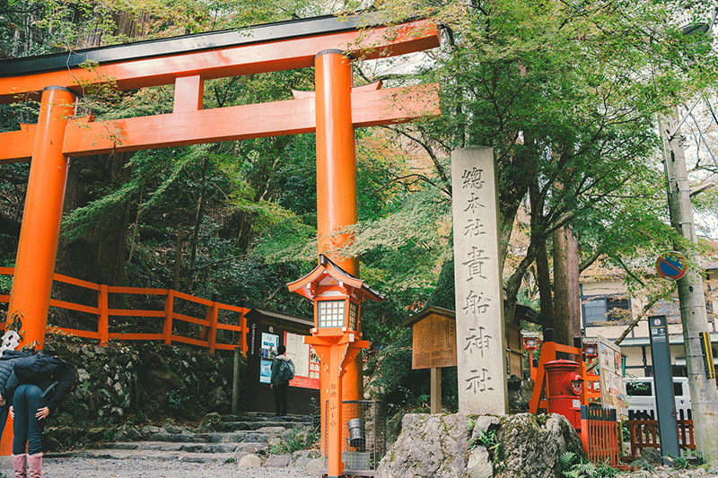 貴船神社