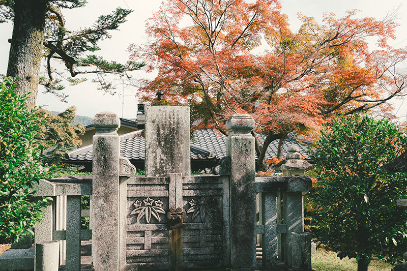 遺髪碑