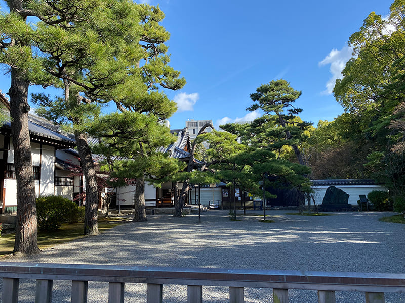 廬山寺