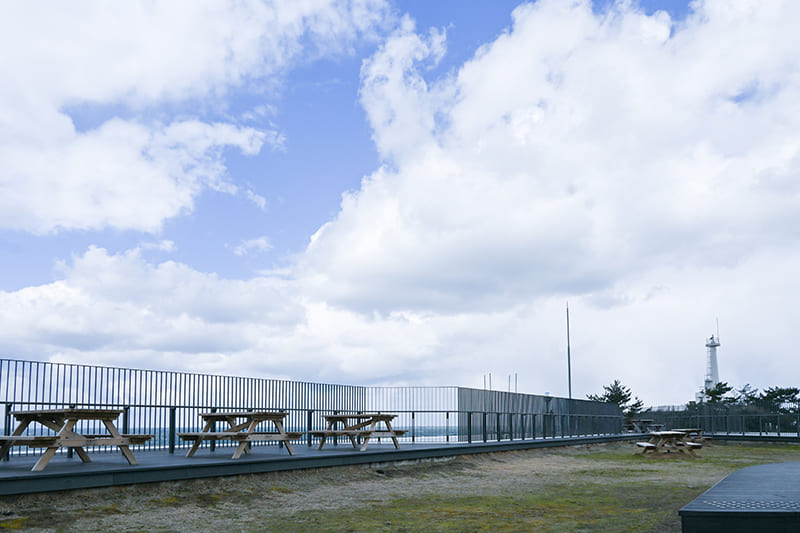 屋上緑地広場