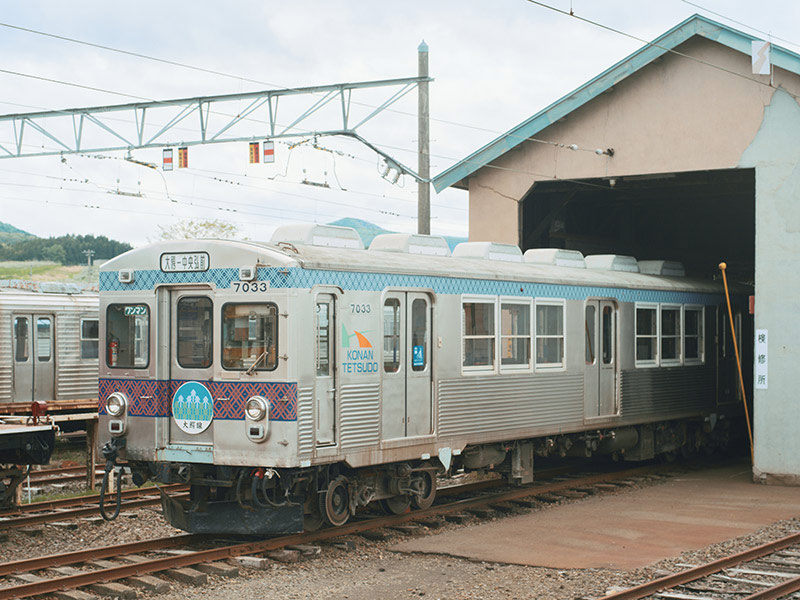 津軽大沢駅　車両