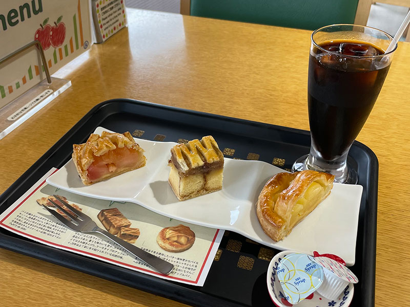 弘前市りんご公園　りんごの家