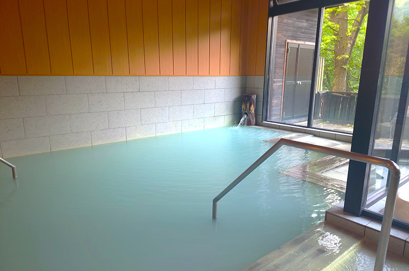 女性用の内湯