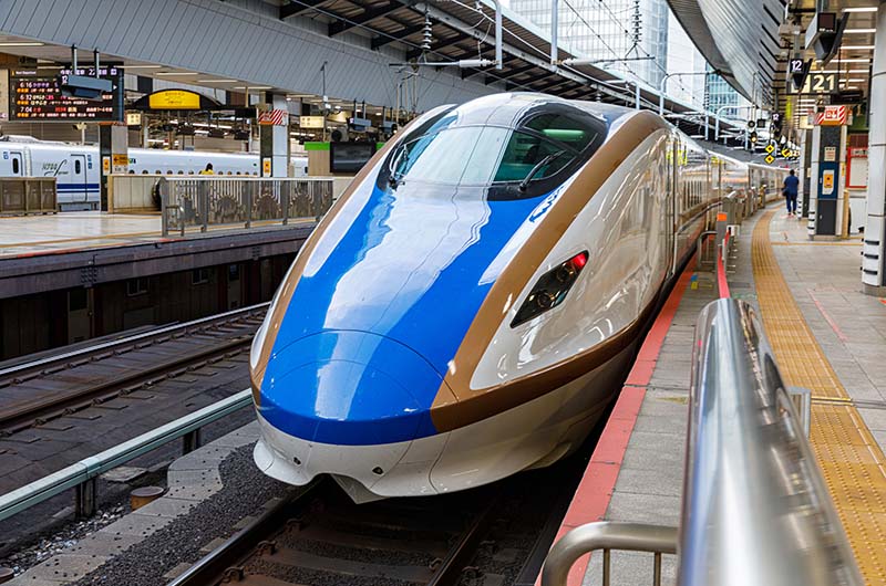 JR東京駅　上越新幹線「とき」