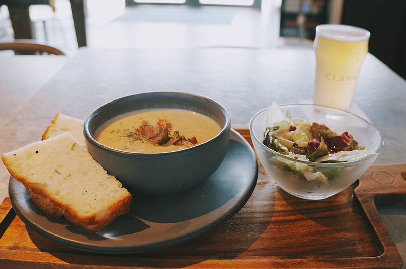 クラムチャウダーランチ（ブレッド）