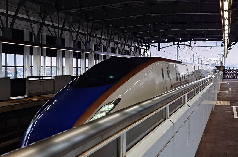 北陸新幹線「はくたか」