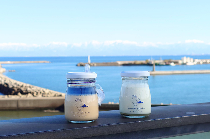 氷見の新名物のひみぷりんと立山連峰