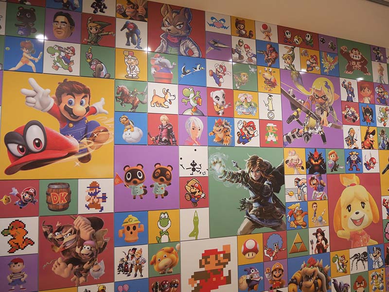 ニンテンドーミュージアム　ゲームキャラクターの壁画