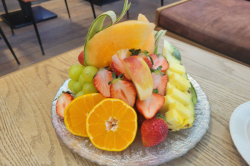 食べ放題のフルーツ