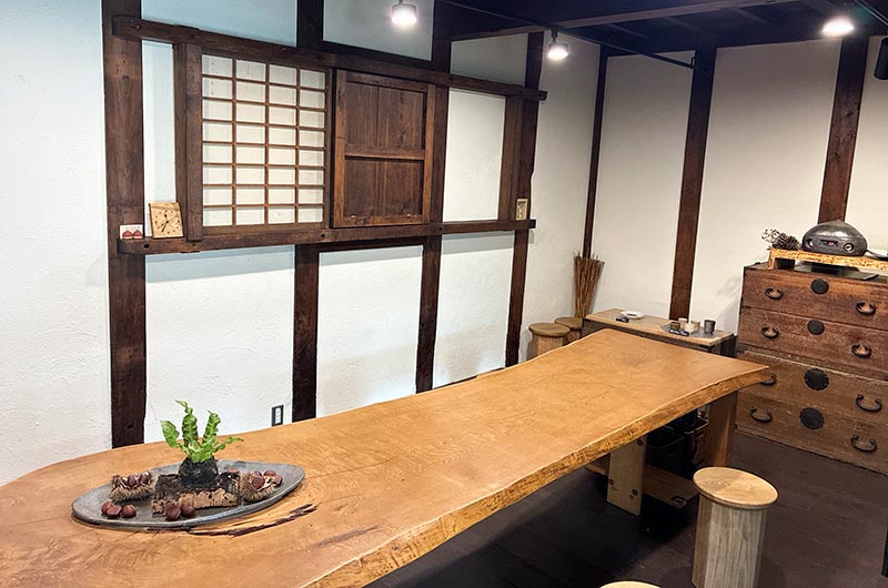 和栗や ～古～ -inishie-　店内