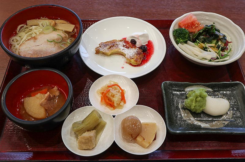 朝食ビュッフェ